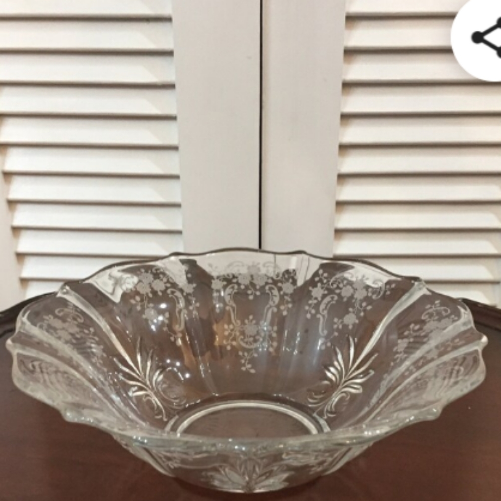 Fluer dis li bowl by Fostoria